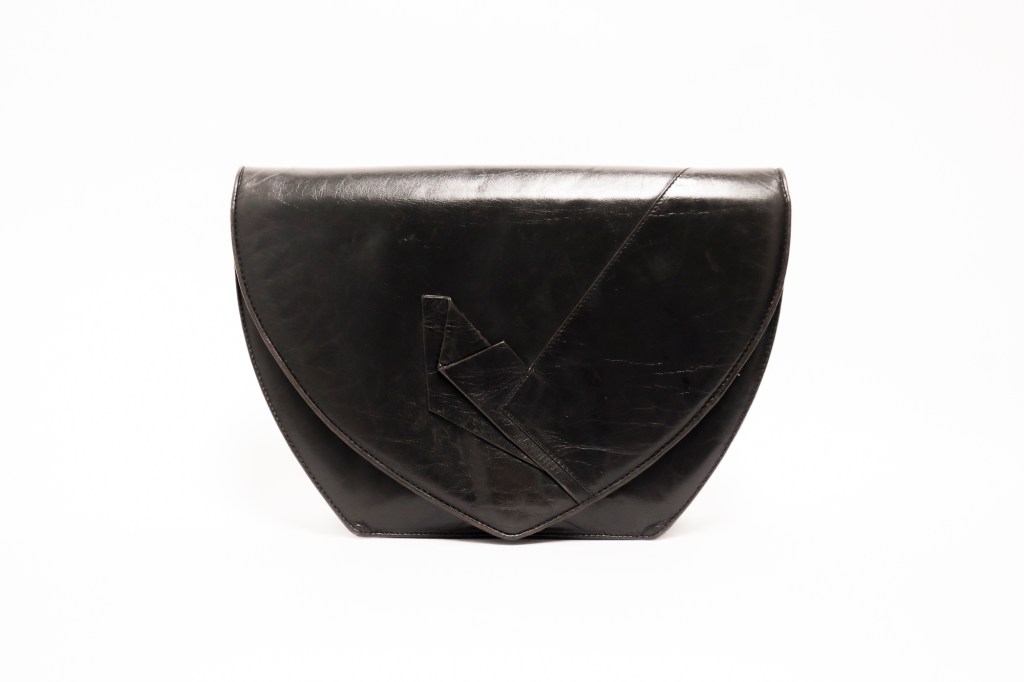 Vintage 80s clutch Black Origami