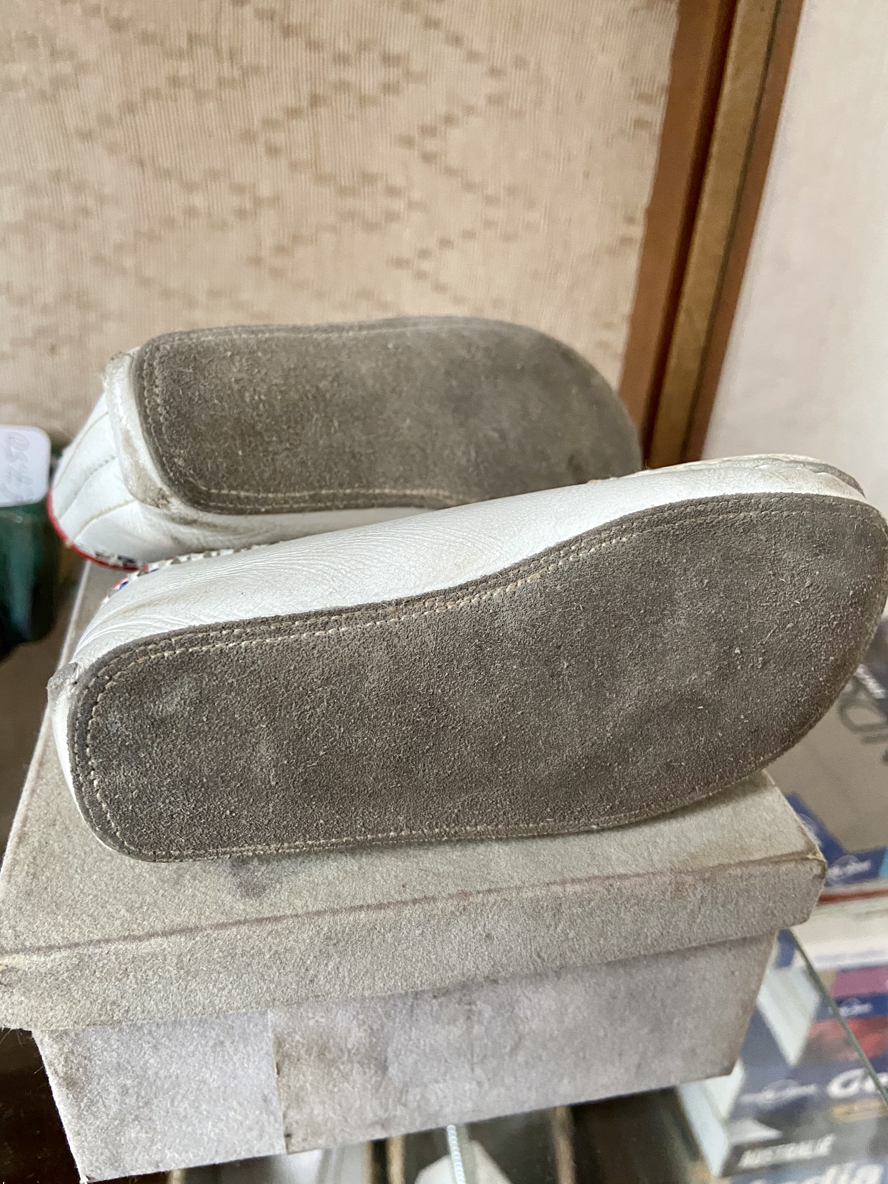 tembred vintage babyshoes