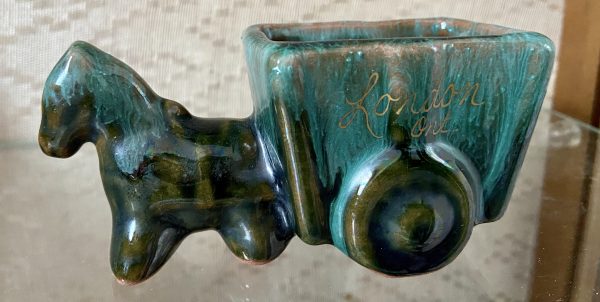 Vintage Mc Mastercraft souvenir ezeltje keramiek