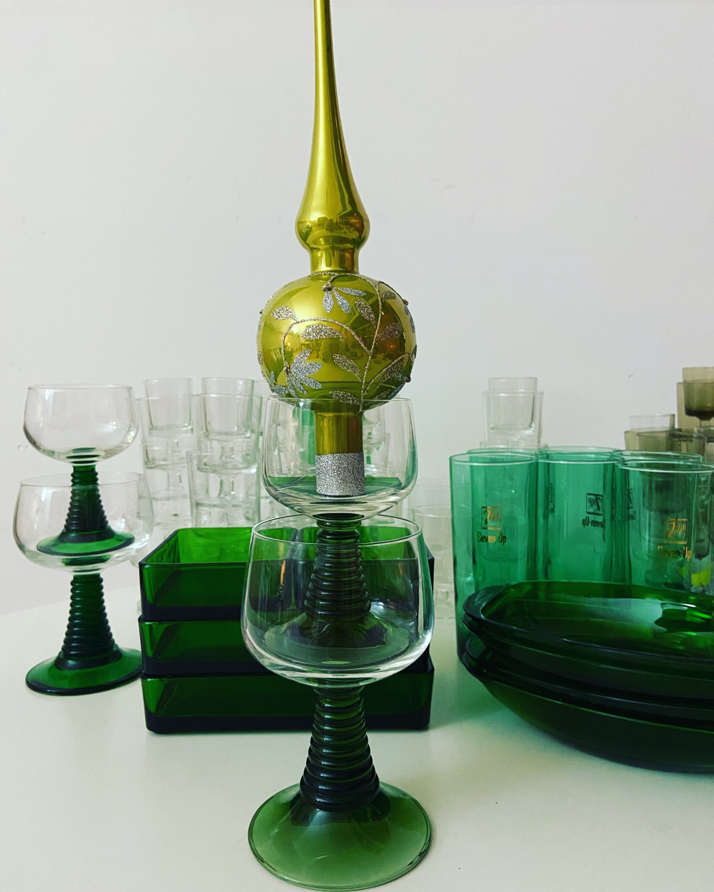 vintage 70s groen glaswerk