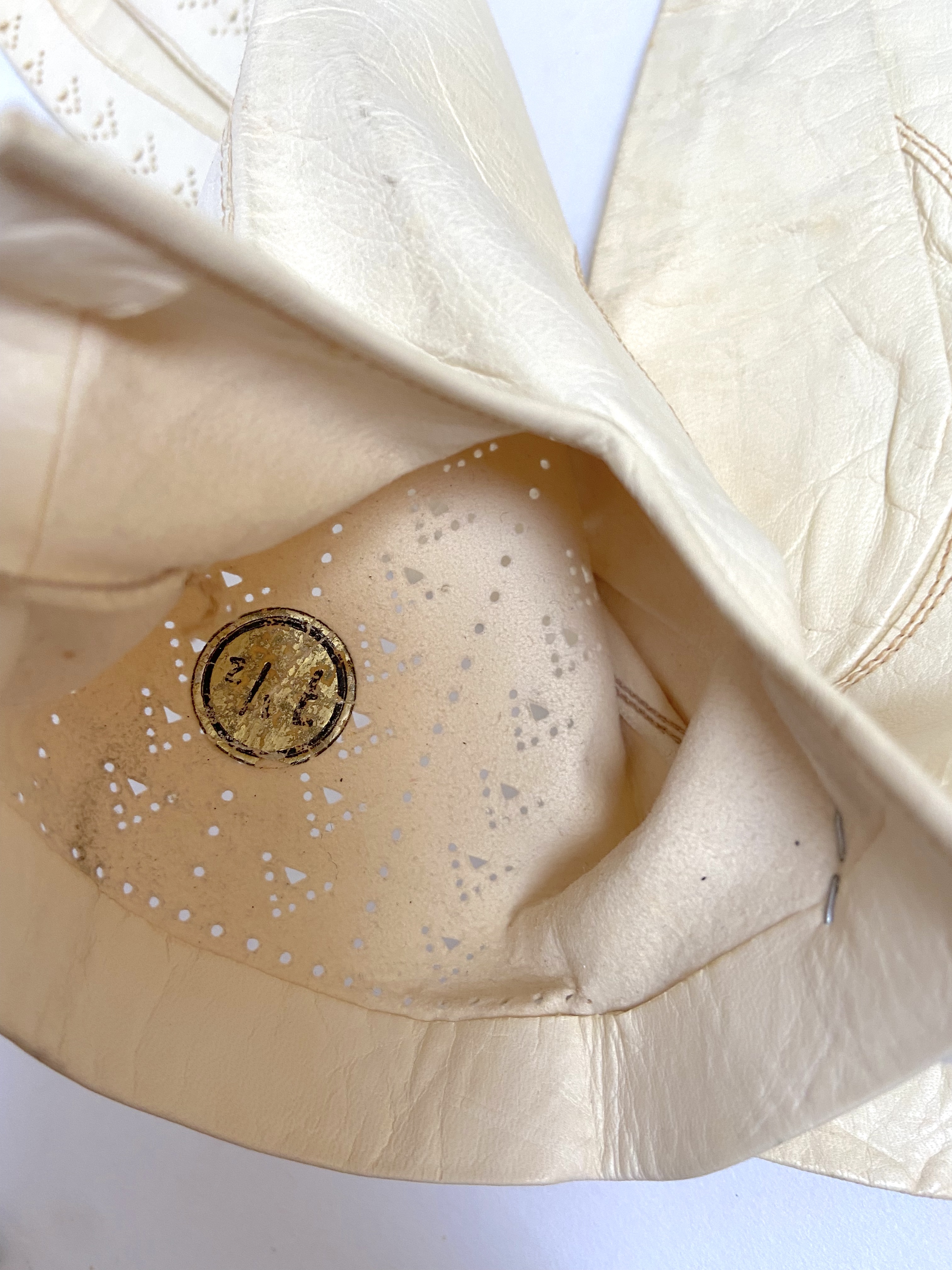 Leren dames handschoenen wit uit de jaren zestig