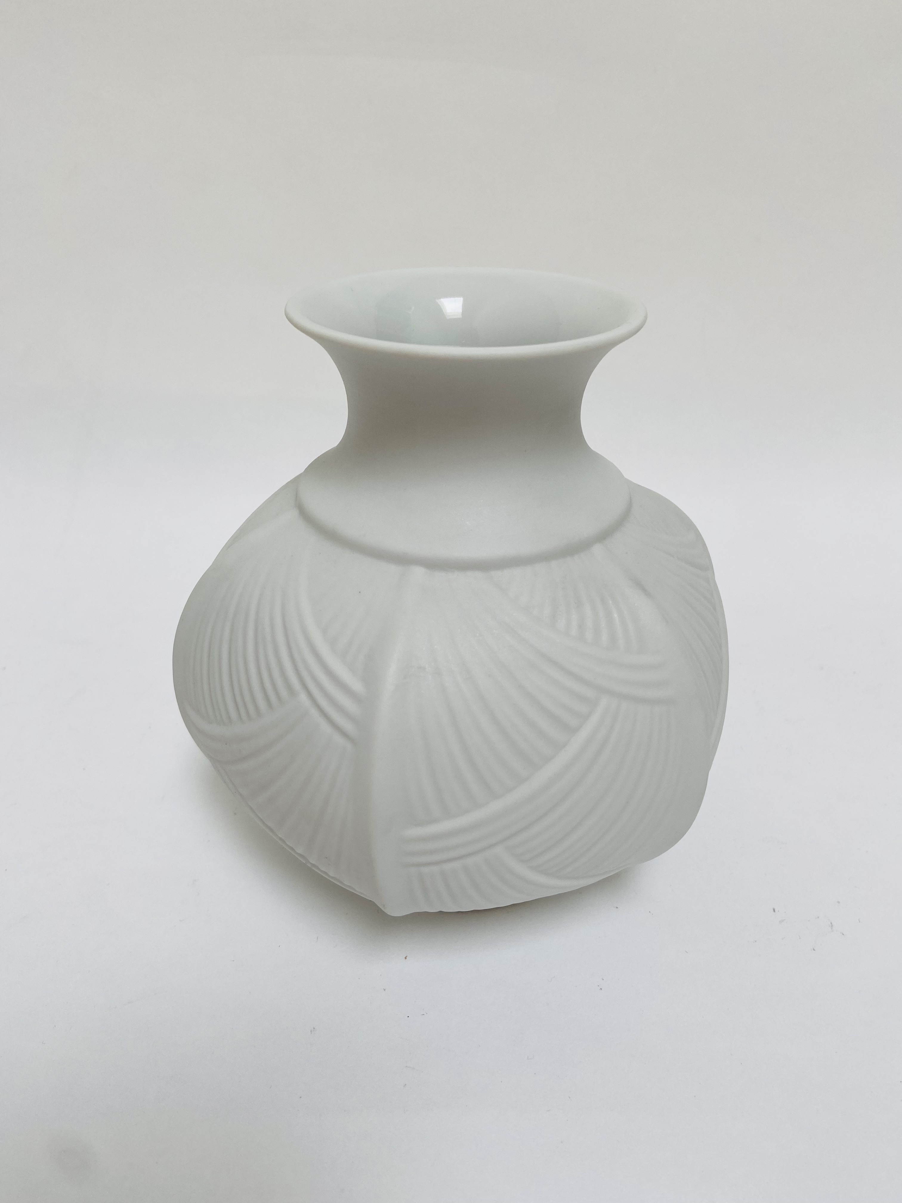 jaeger vintage witte biscuit vaas