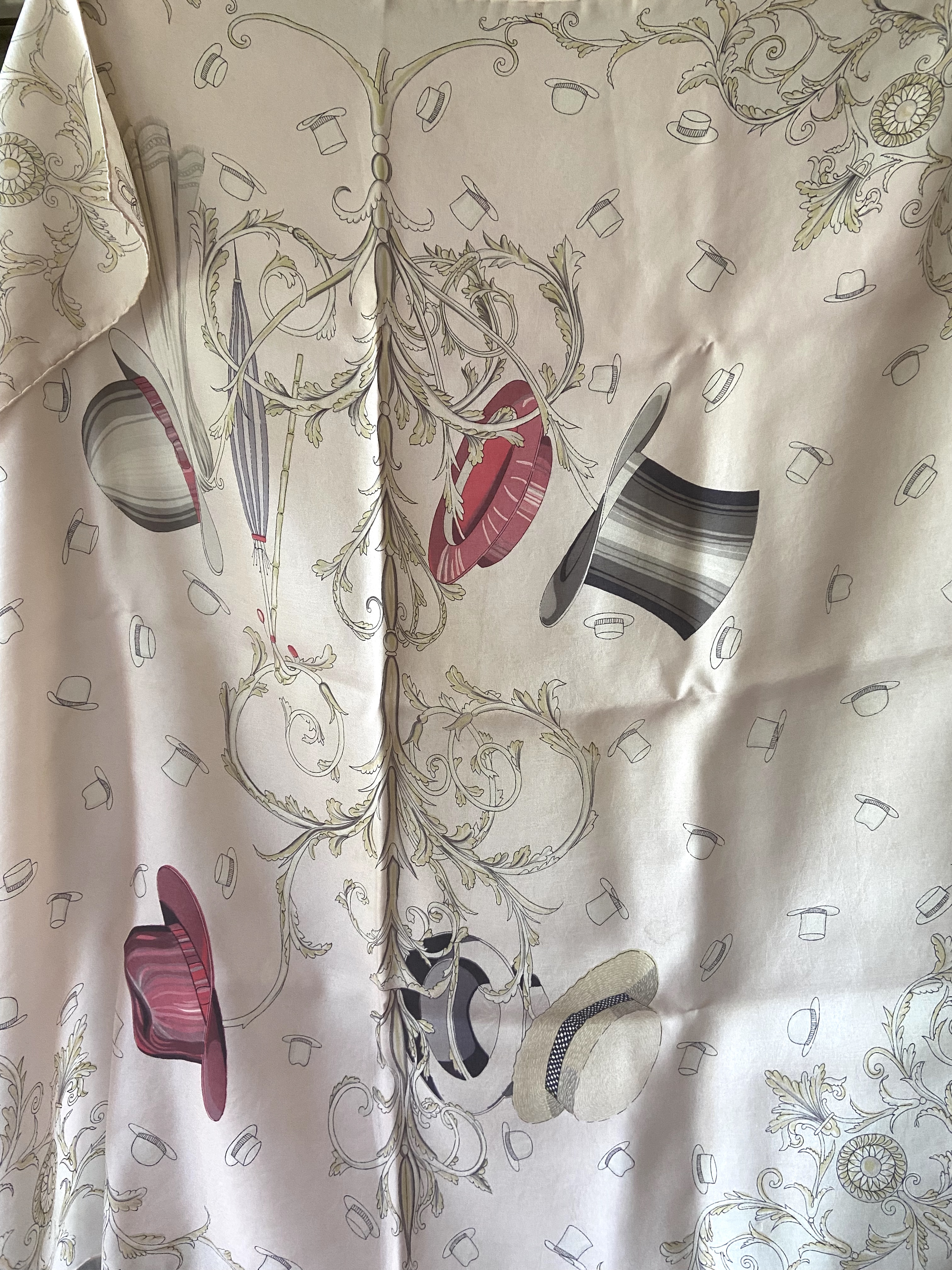 Roy Thirkell vintage zijde sjaal illustratie hoeden