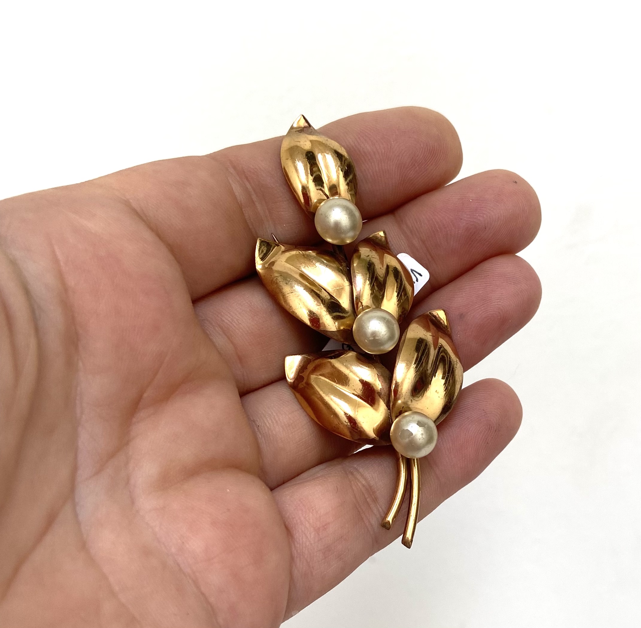 vintage 1960s brooch